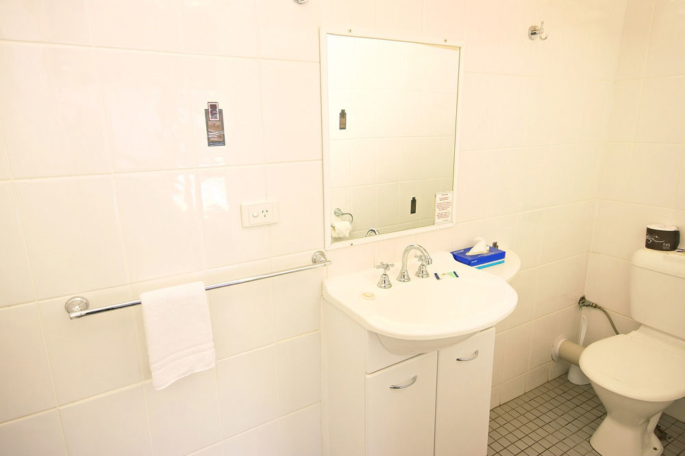 Downs Motel Toowoomba Exterior photo