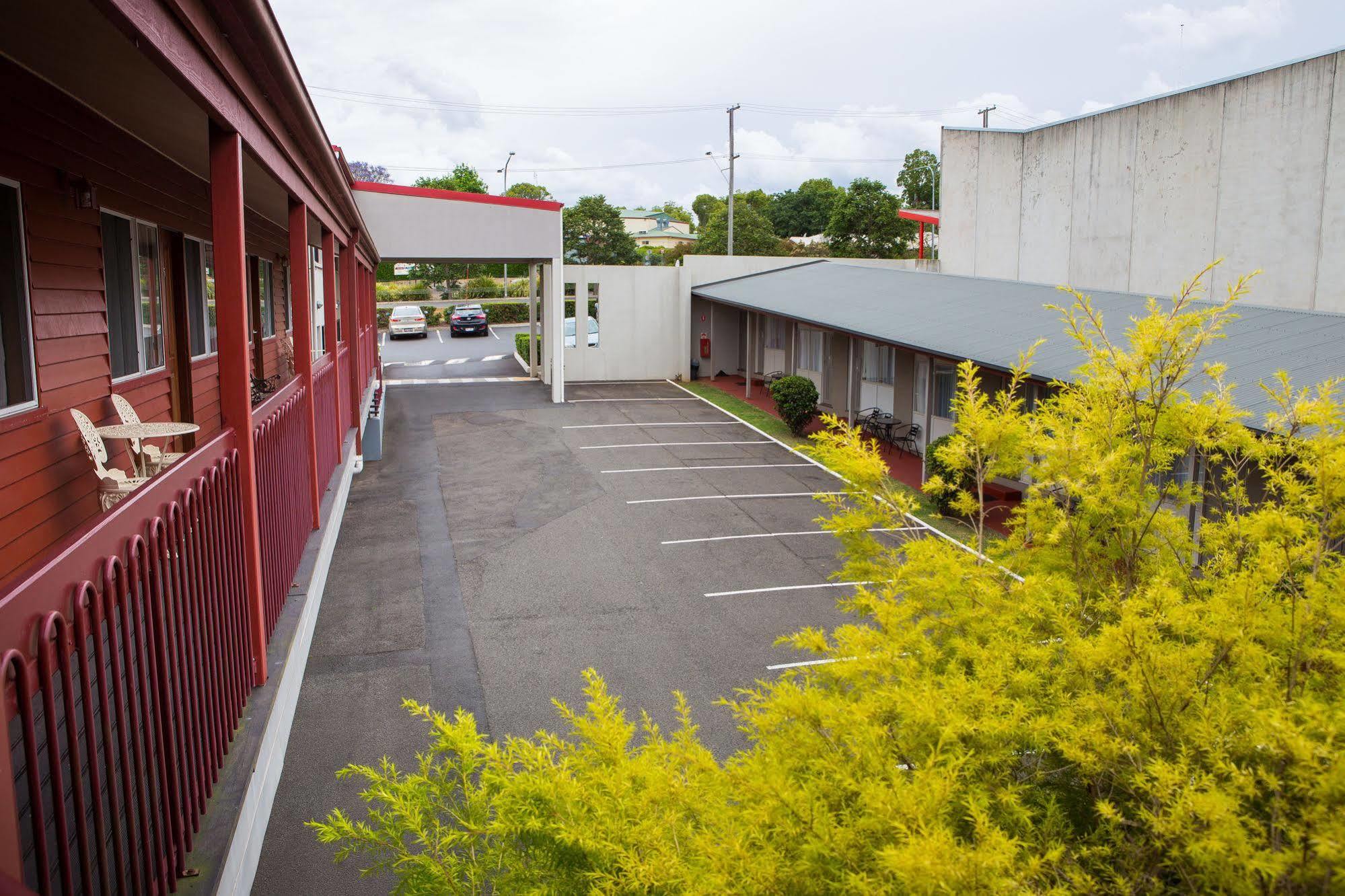 Downs Motel Toowoomba Exterior photo