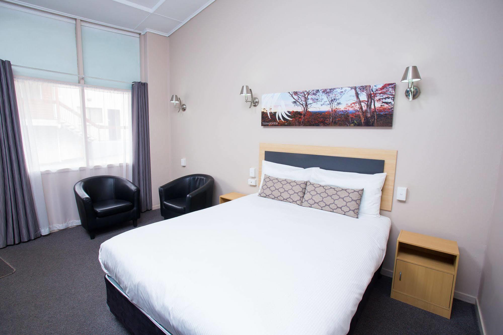 Downs Motel Toowoomba Exterior photo