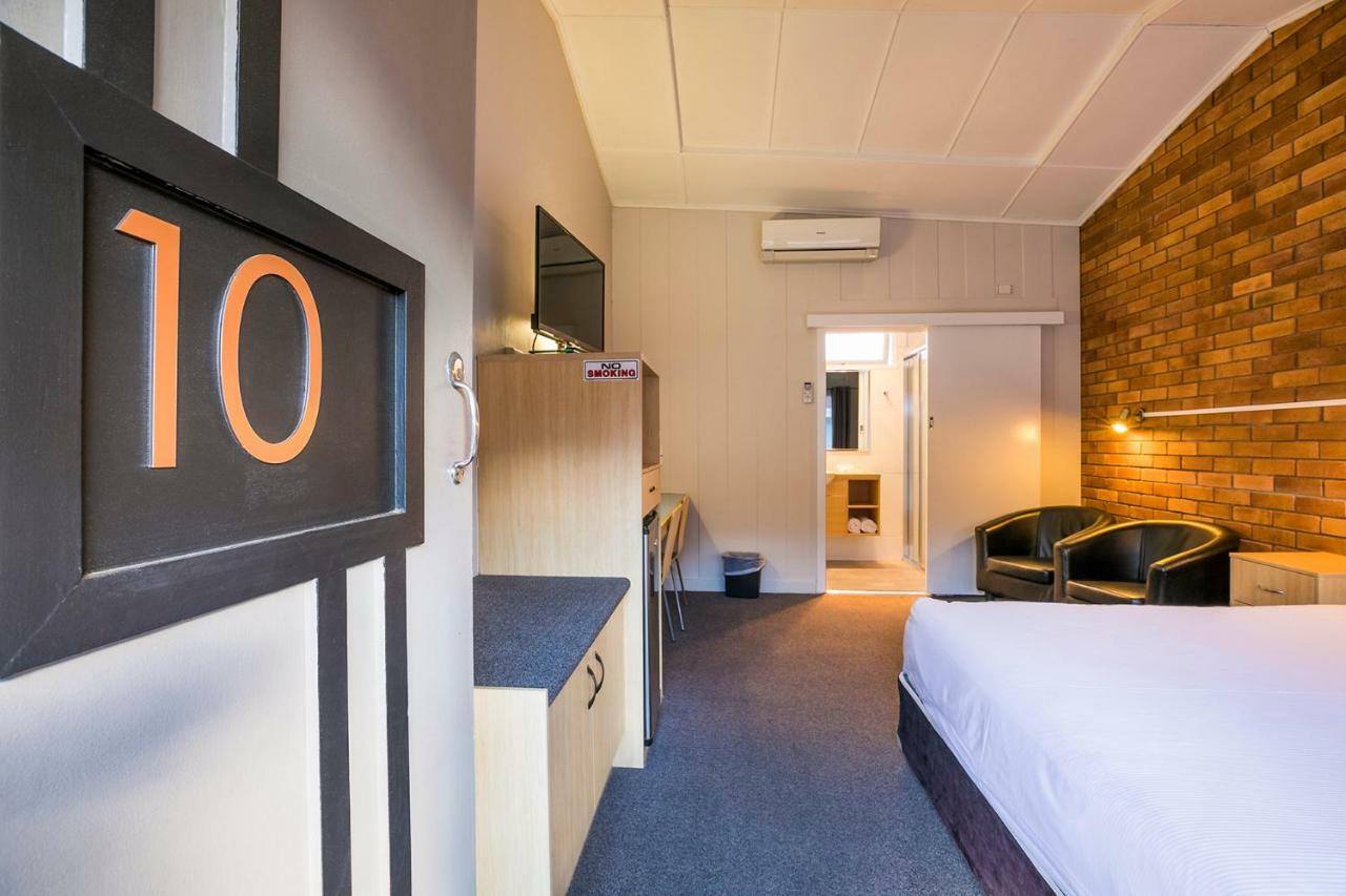 Downs Motel Toowoomba Exterior photo